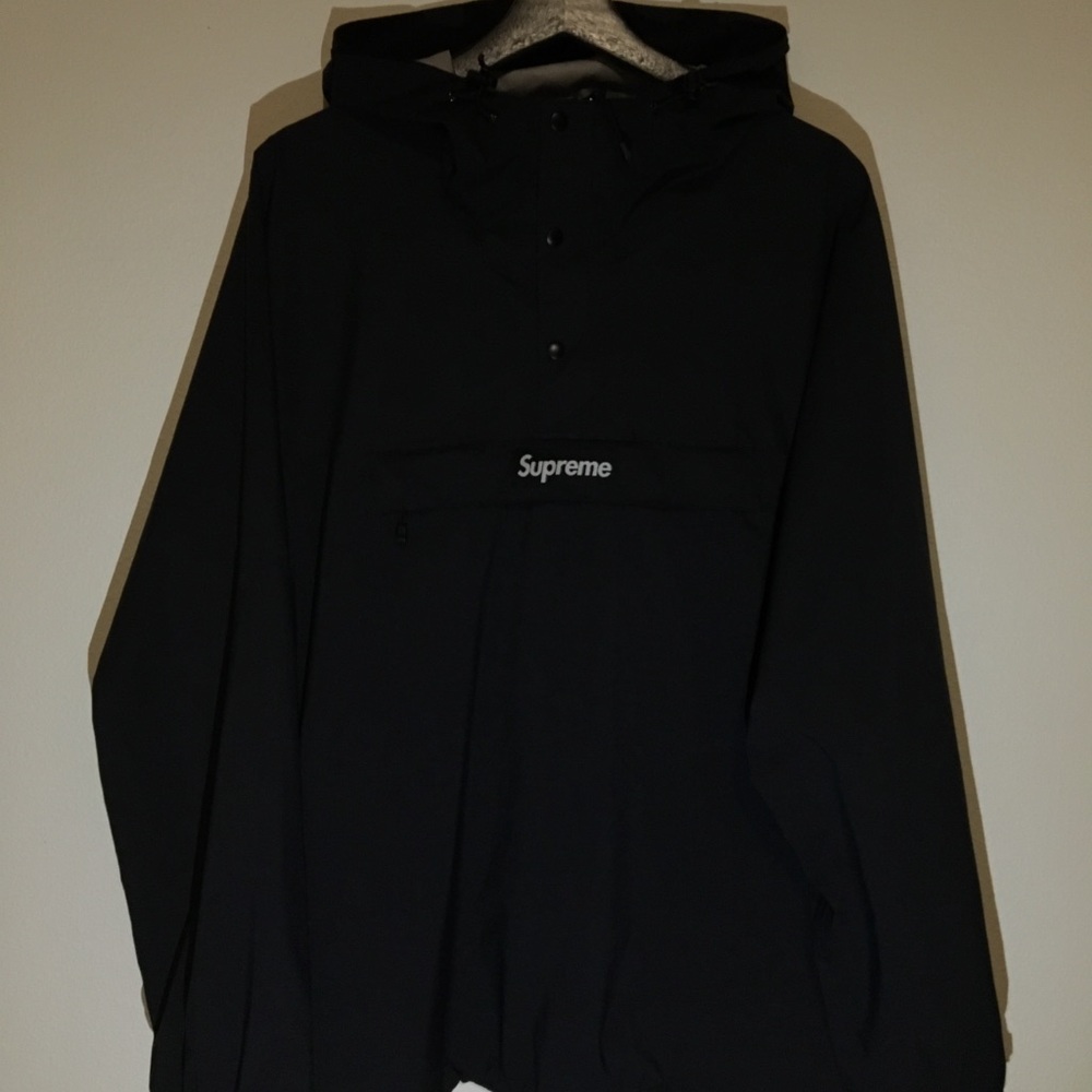 Supreme Taped Seam Anorak